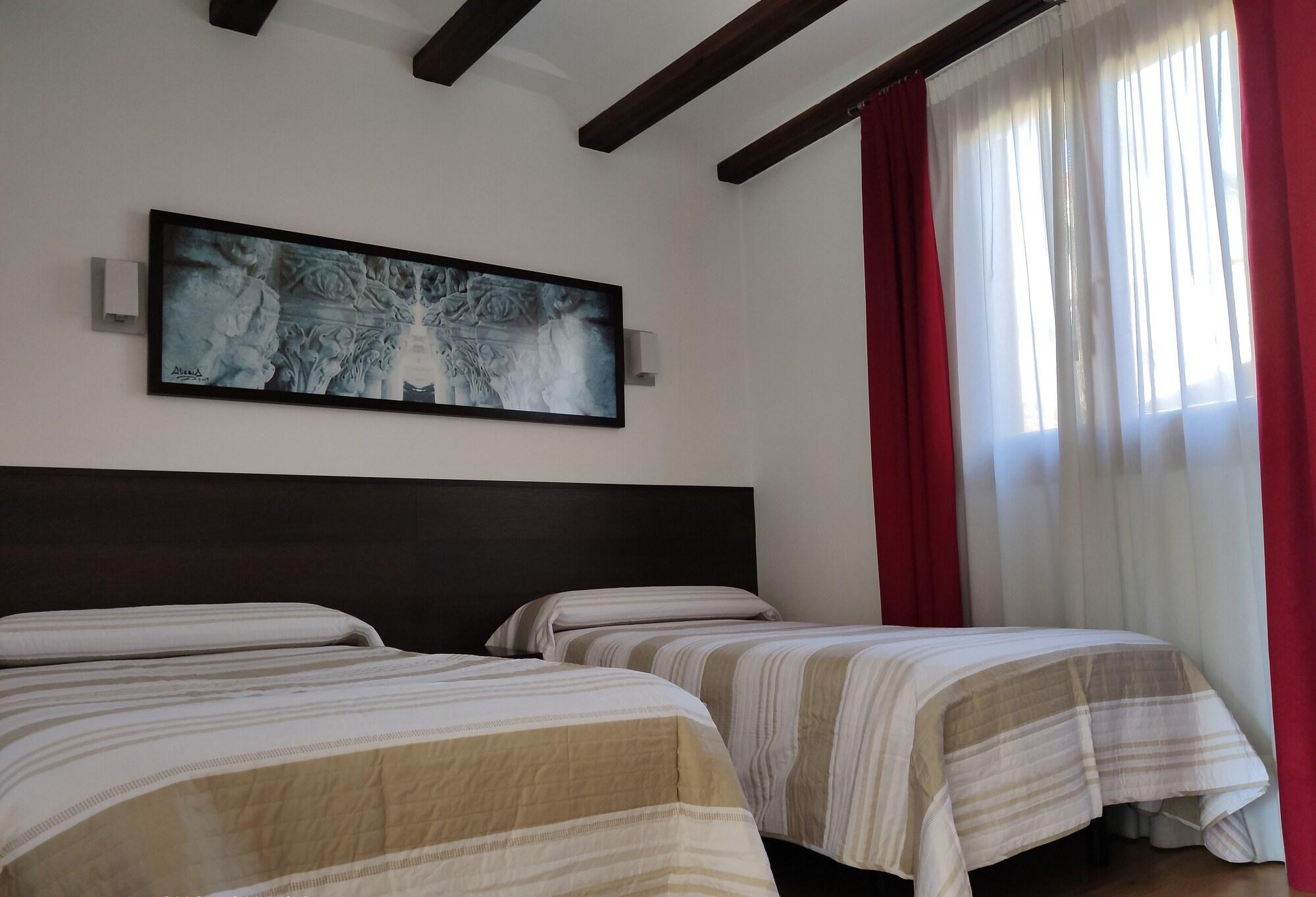 Hotel Rey Sancho Navarrete Zewnętrze zdjęcie