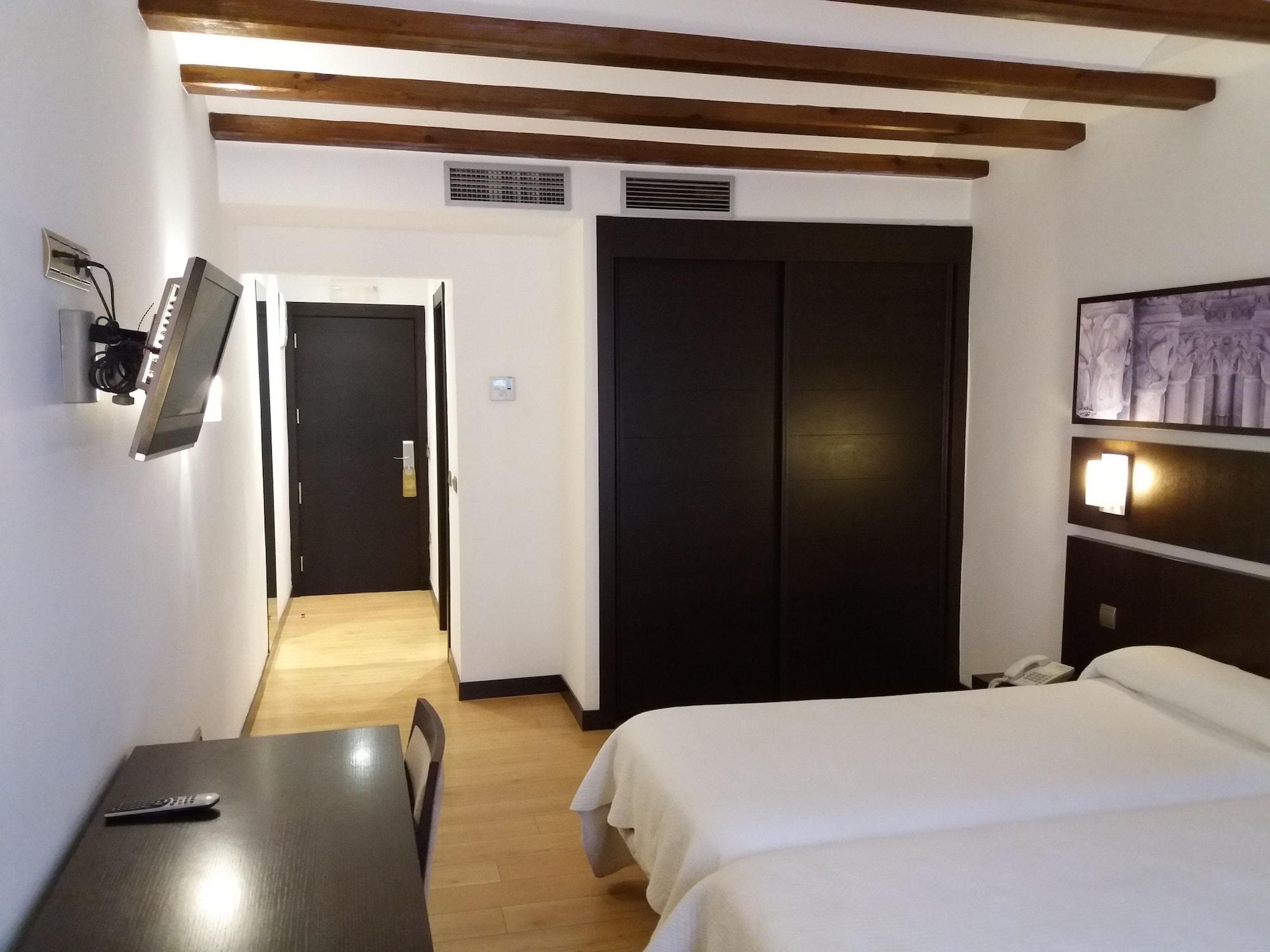 Hotel Rey Sancho Navarrete Zewnętrze zdjęcie