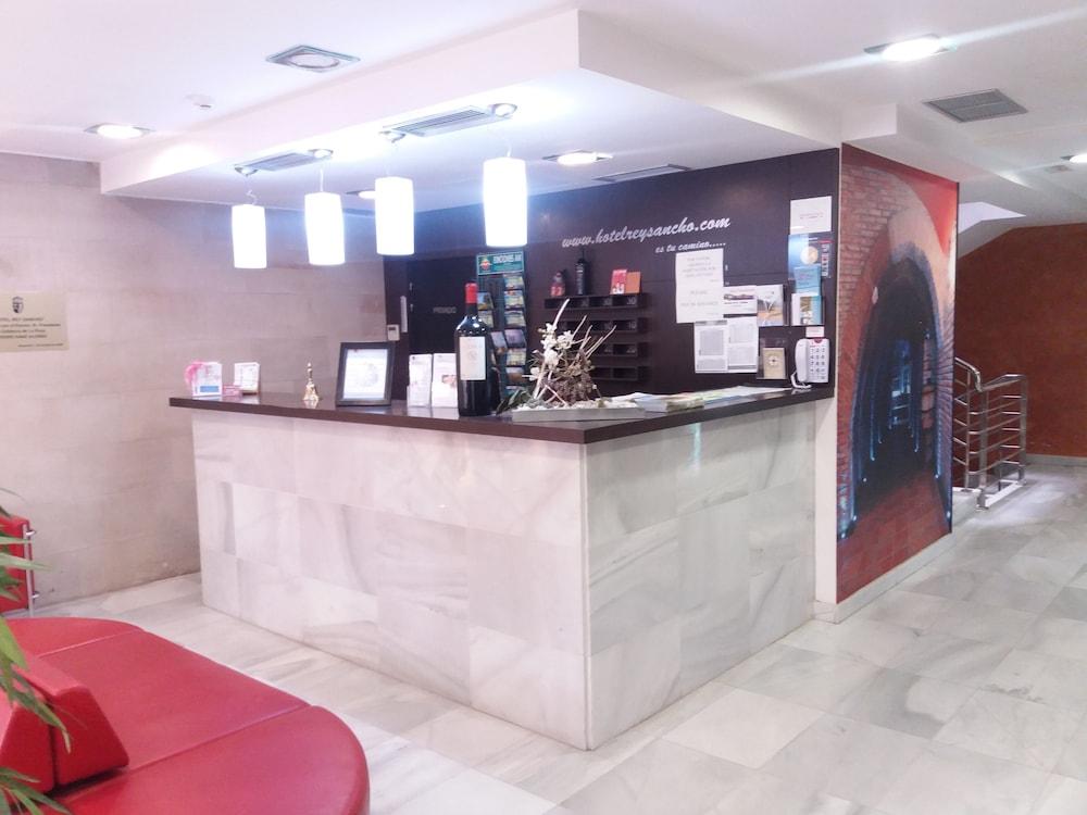 Hotel Rey Sancho Navarrete Zewnętrze zdjęcie