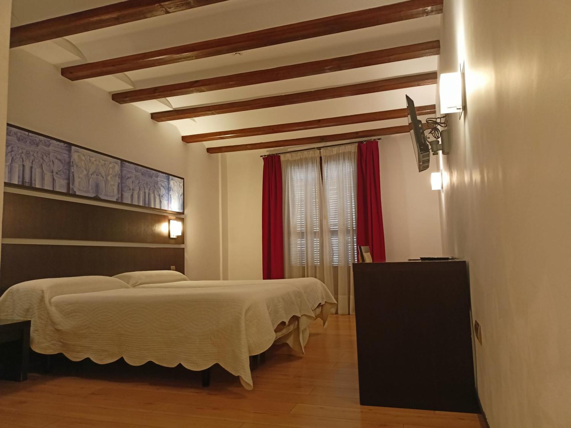 Hotel Rey Sancho Navarrete Zewnętrze zdjęcie