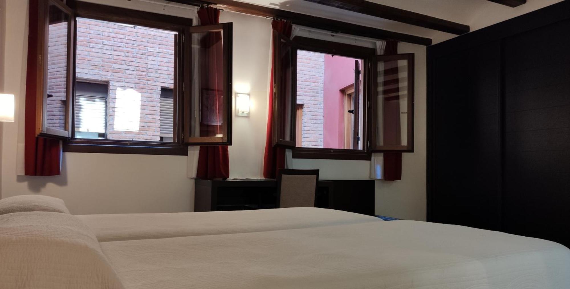 Hotel Rey Sancho Navarrete Pokój zdjęcie