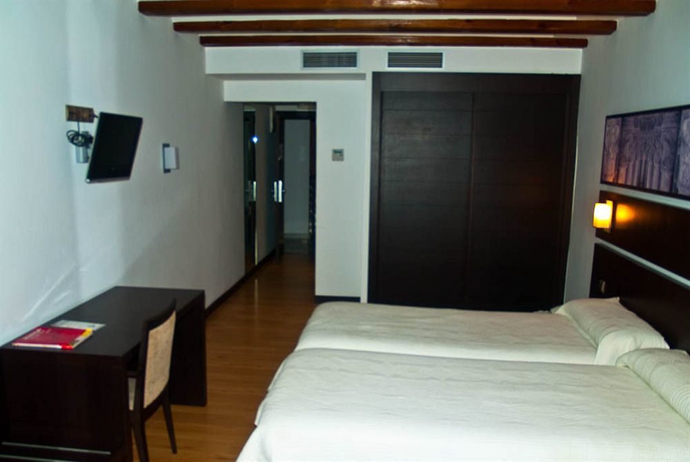 Hotel Rey Sancho Navarrete Zewnętrze zdjęcie
