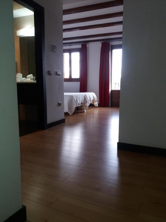 Hotel Rey Sancho Navarrete Zewnętrze zdjęcie